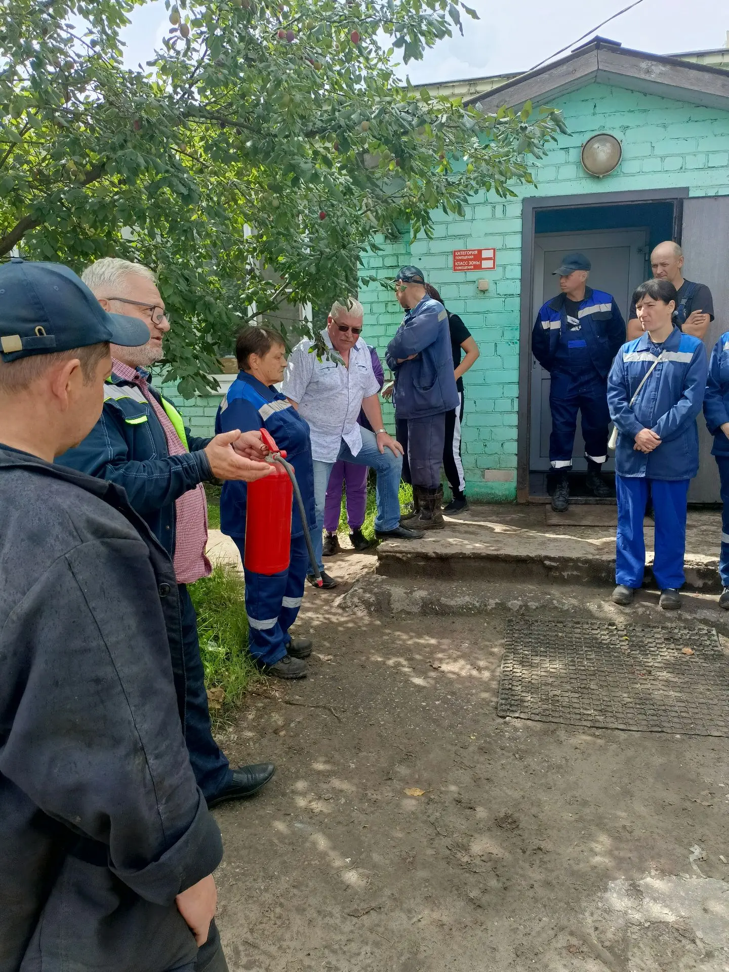На мусоросортировочном комплексе