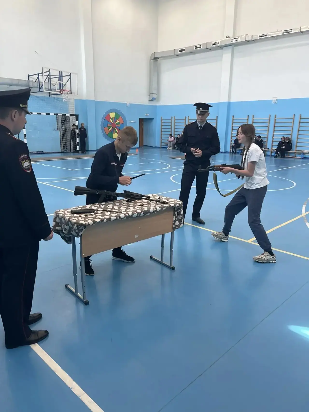 📅 20 мая в нашей школе прошла военно-спортивная игра «Зарница»!  👮‍♀️В этом году соревнования были о