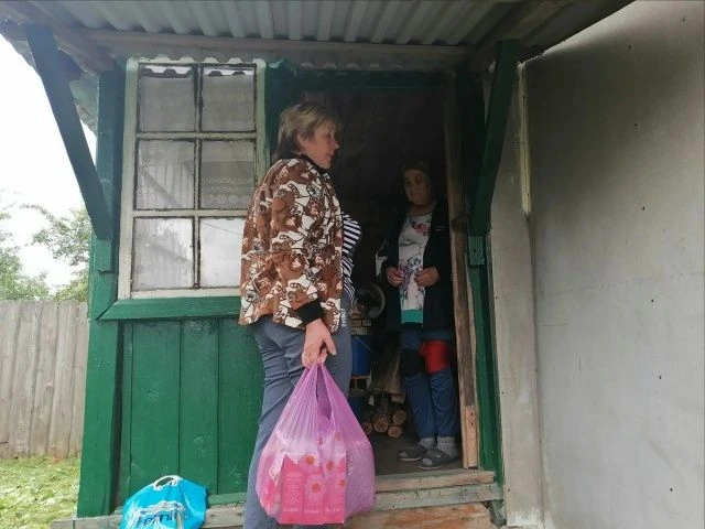 ❤️Вдали от городской суеты живут люди, для которых поход в магазин — настоящая проблема...