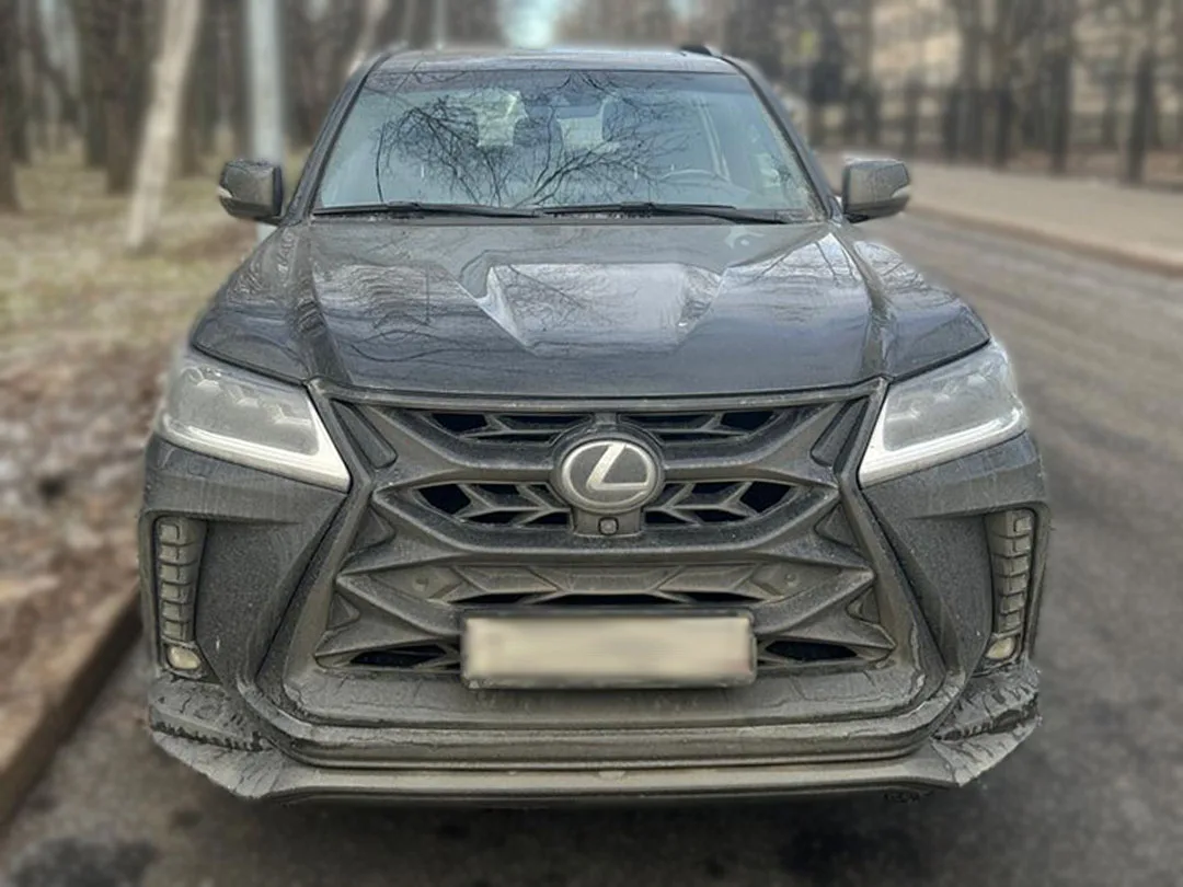 Оформили обвес на Lexus LX570 MTR Design