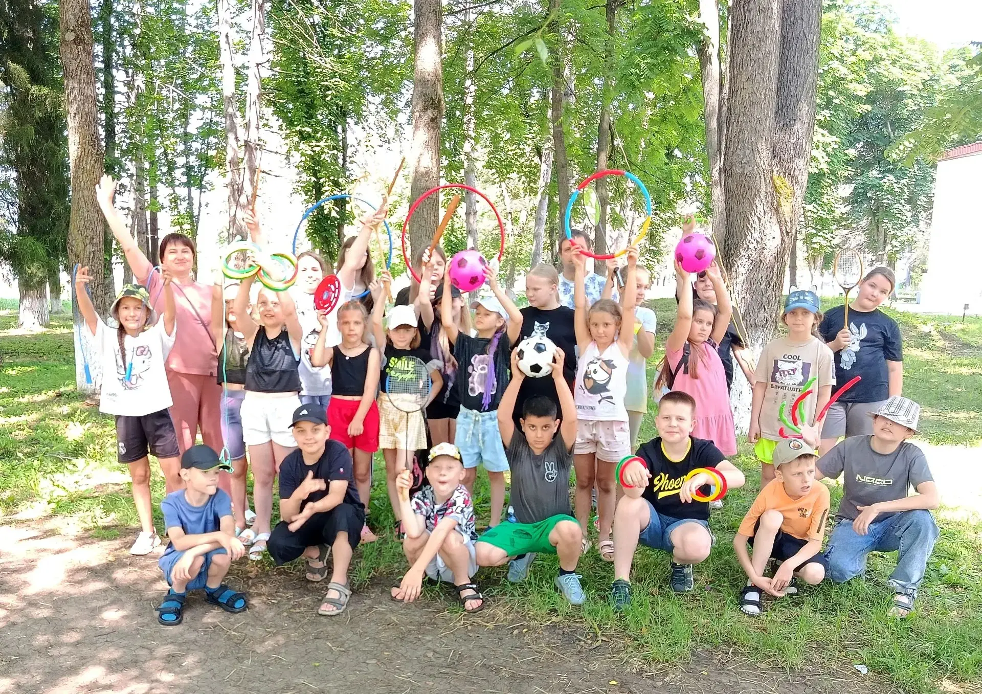 ☀️ Здоровым быть модно! ☀️

В летнем лагере МАУ «КДЦ Мичуринского сельского поселения» прошёл День з