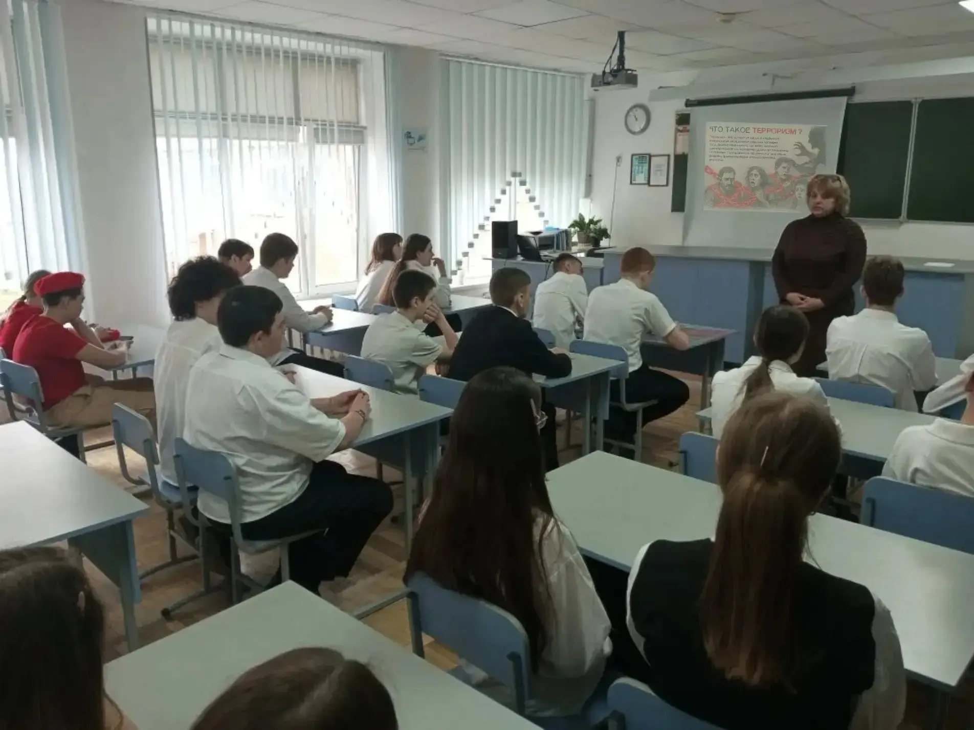 Полезные каникулы: Безопасность превыше всего! 🛡️📅📅📅 25 марта 2026 года в стенах нэМБОУ СОШ №6 проше