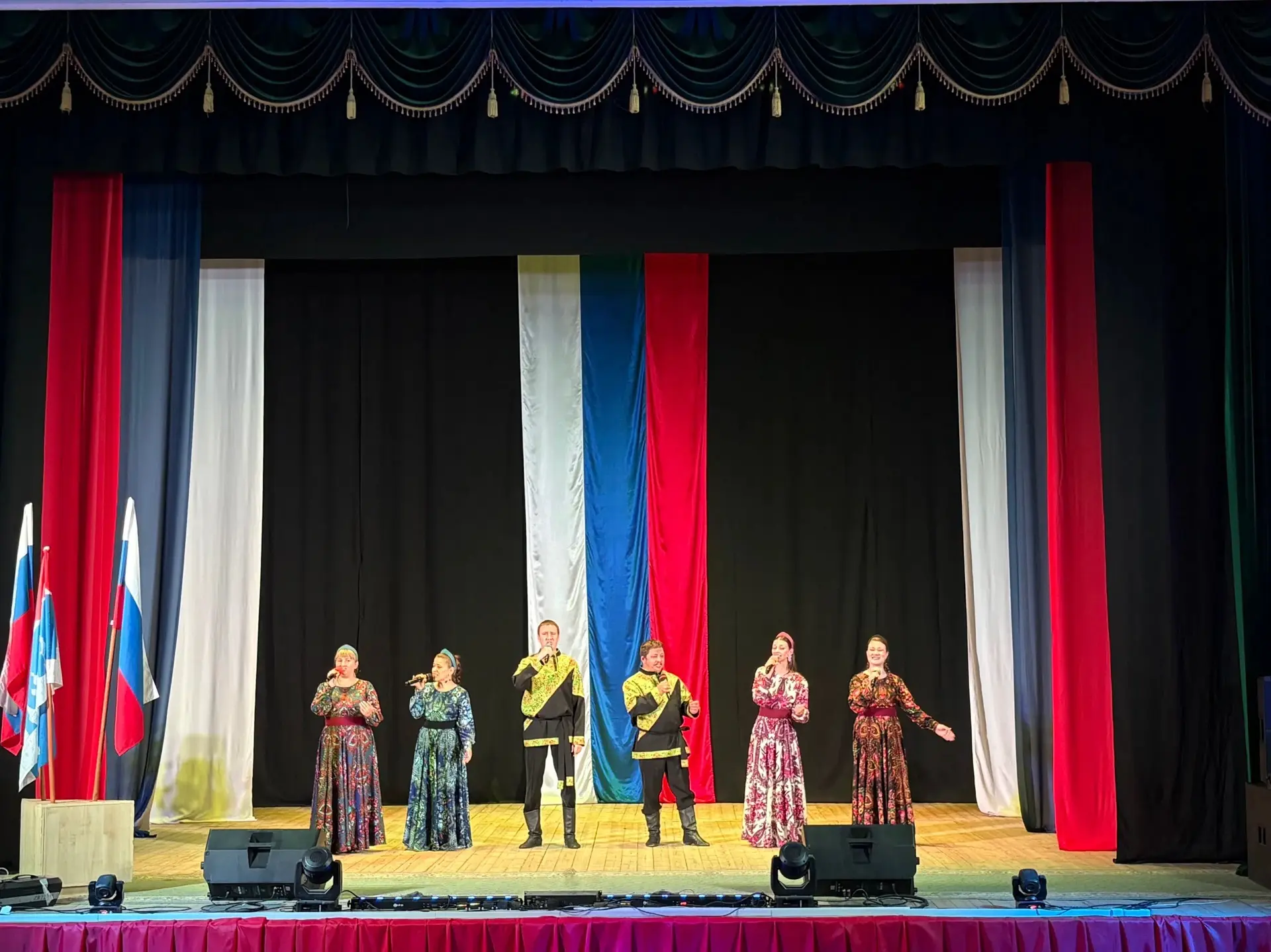 🇷🇺🇷🇺🇷🇺Воскресенский Центр культуры и досуга с гордостью сообщает: праздничный кон...