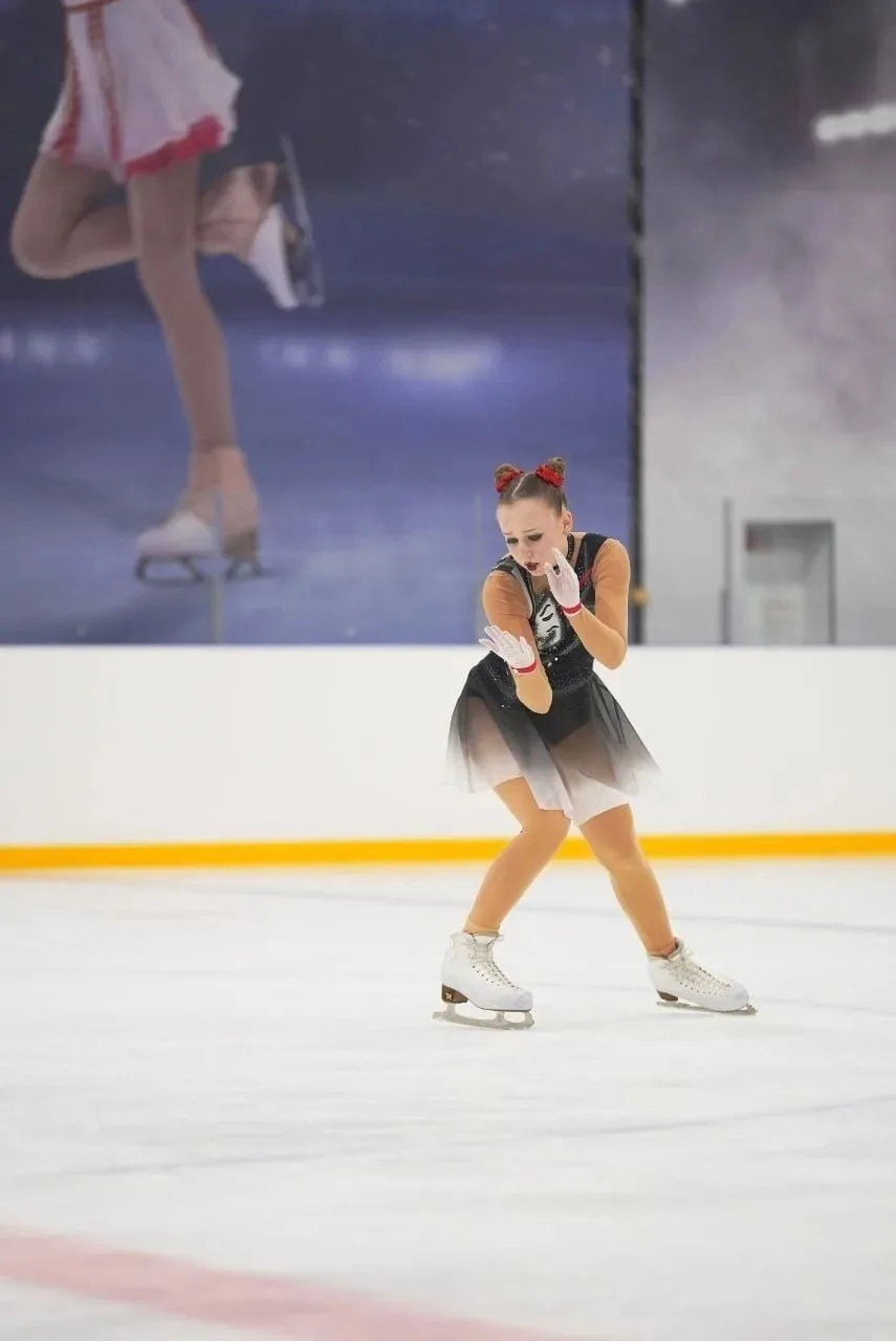 Физика на льду: Грайворонская школьница покоряет научные вершины! ⛸🧬
