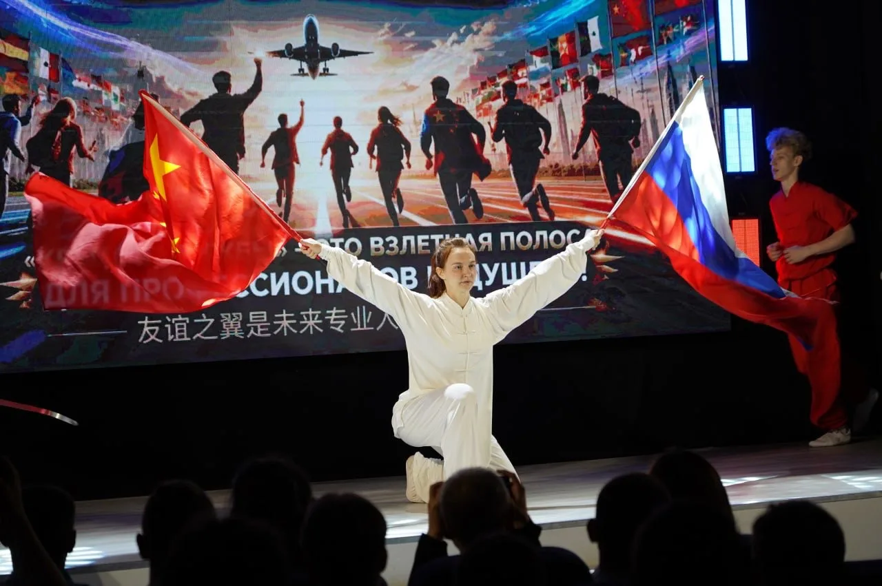 В Уссурийске стартовали российско-китайские студенческие игры «Крылья дружбы»

Сегодня в Регионально