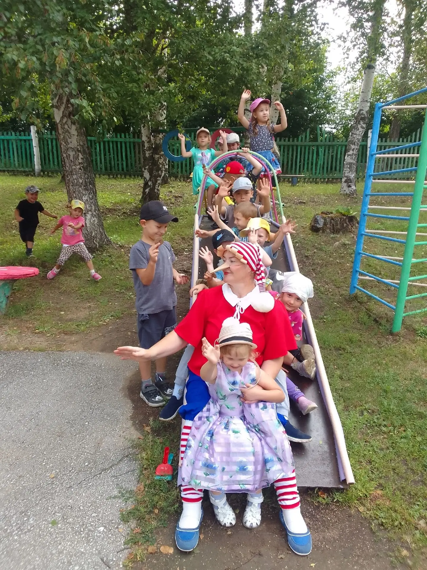 #ГодединстванародовРоссии
#Годдошкольногообразования
Сегодня в группе царила атмосфера настоящего пр