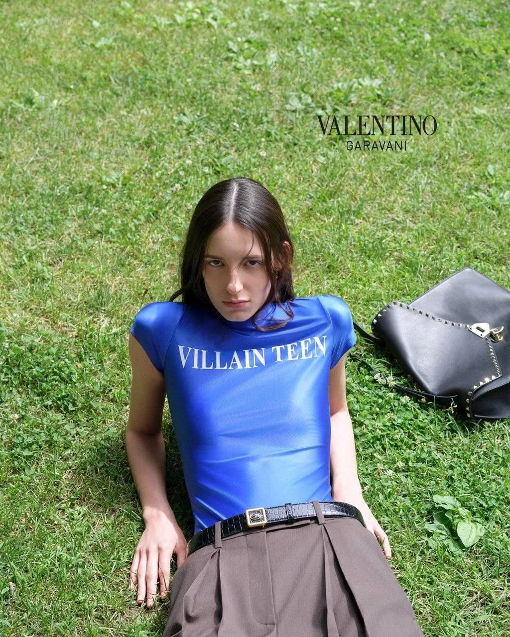 Villain Teens at the Villa от Алессандро Микеле в Valentino — про избалованных трудных подростков.


