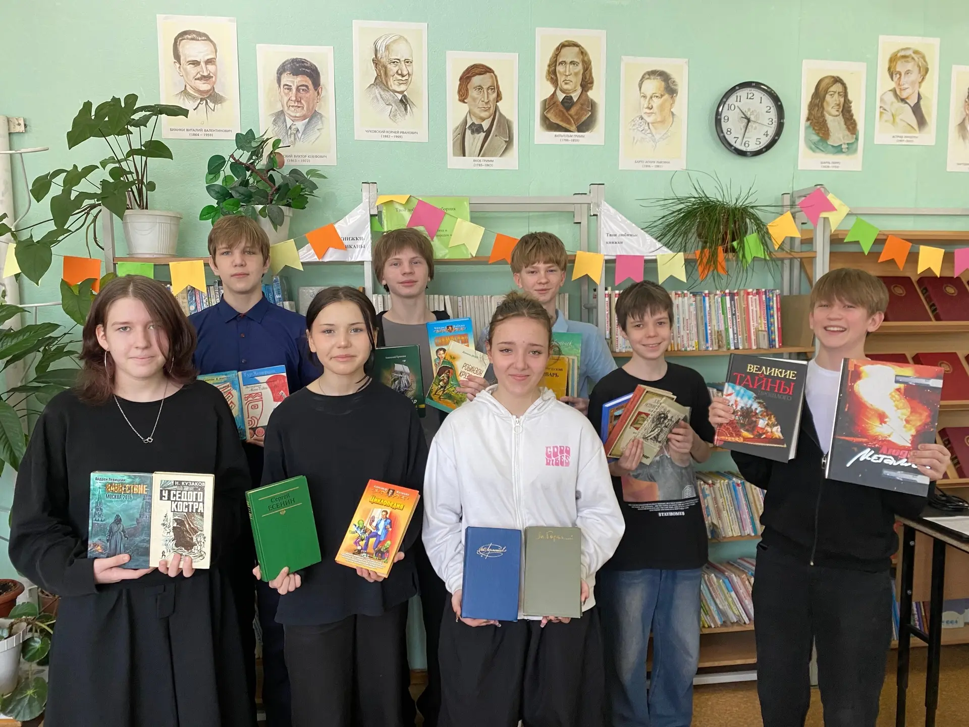 Подарок, который остается надолго 🎁  Продолжаем нашу книжную эстафету! Посмотрите, какой разнообразн