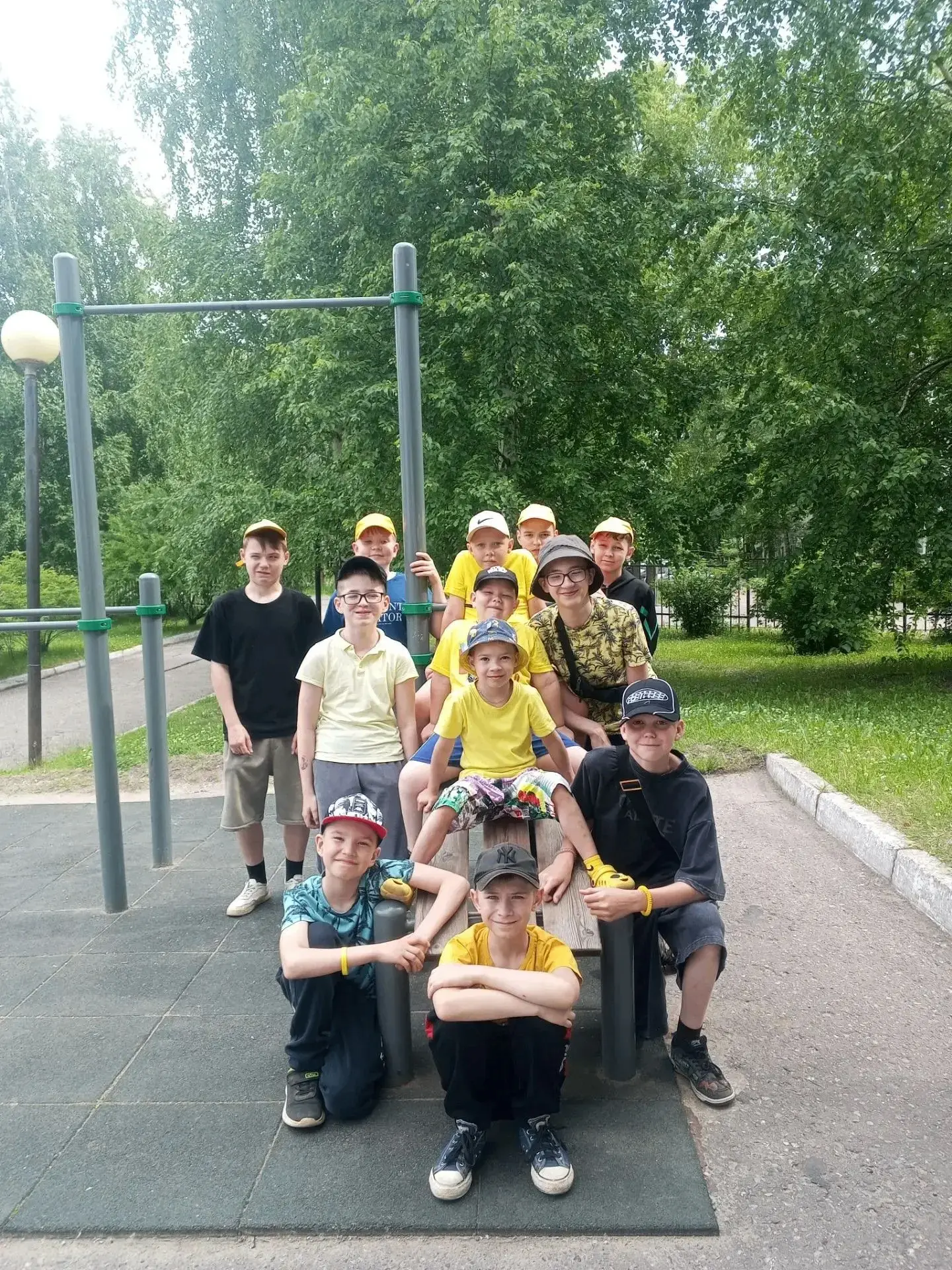 Сегодня в нашем лагере был по-настоящему солнечный день — и не только на улице, но и в настроении ре