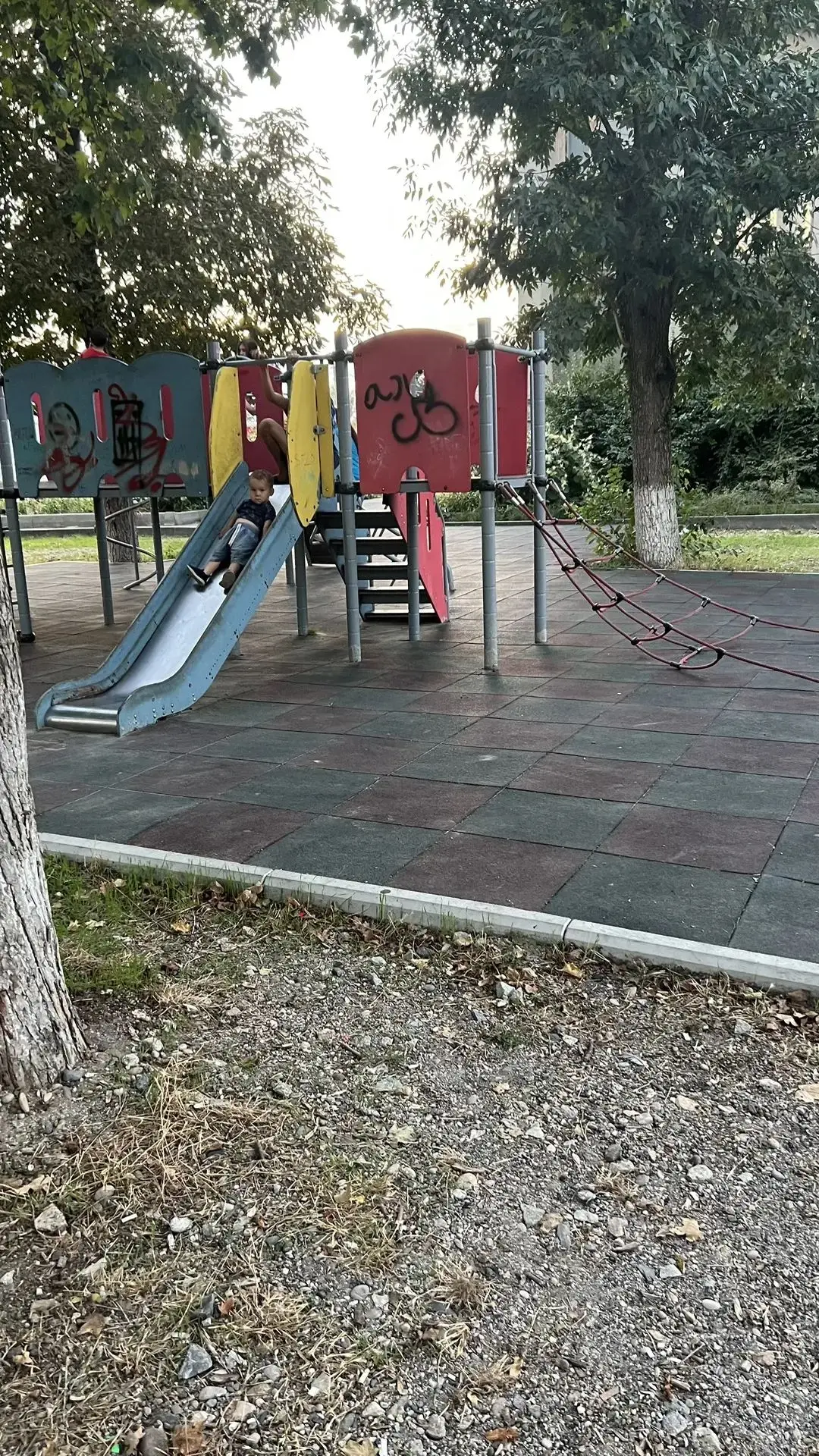 Субботник на детской площадке!