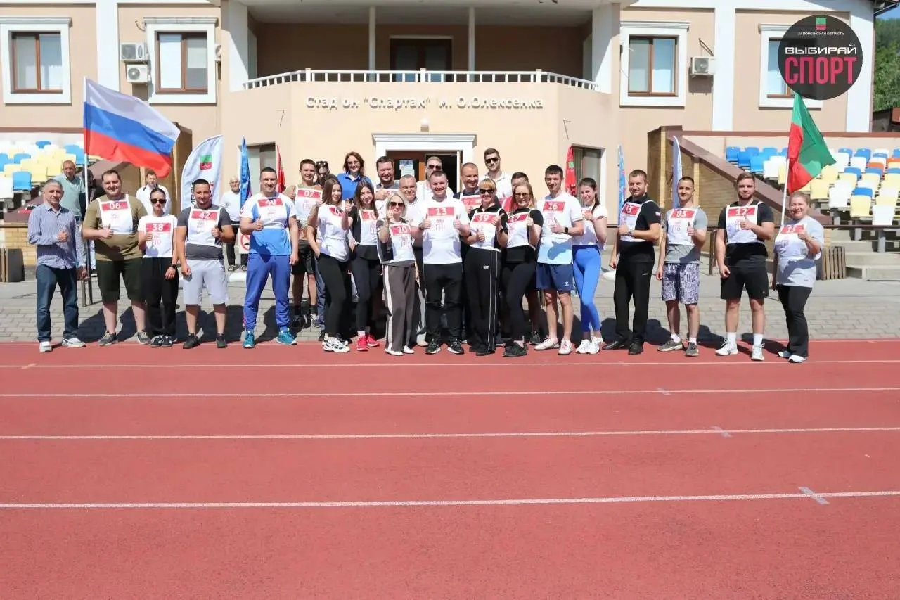 🏃💪 Спорт — пример для каждого!

27 мая в Мелитополе сотрудники Министерства физической культуры и 