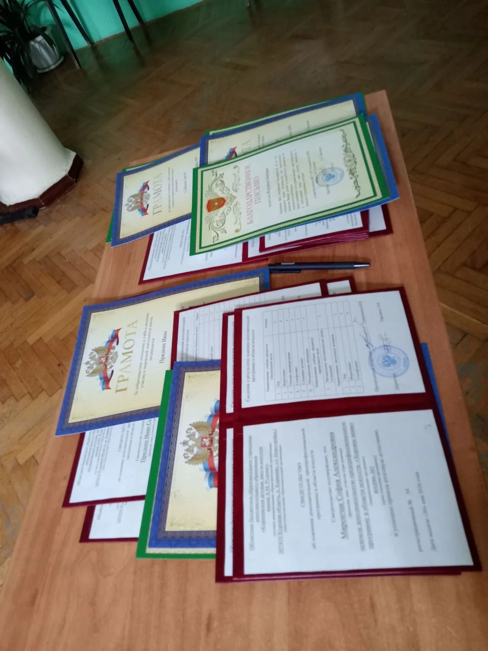 https://vk.com/album-199175169_311514386                                               ...
