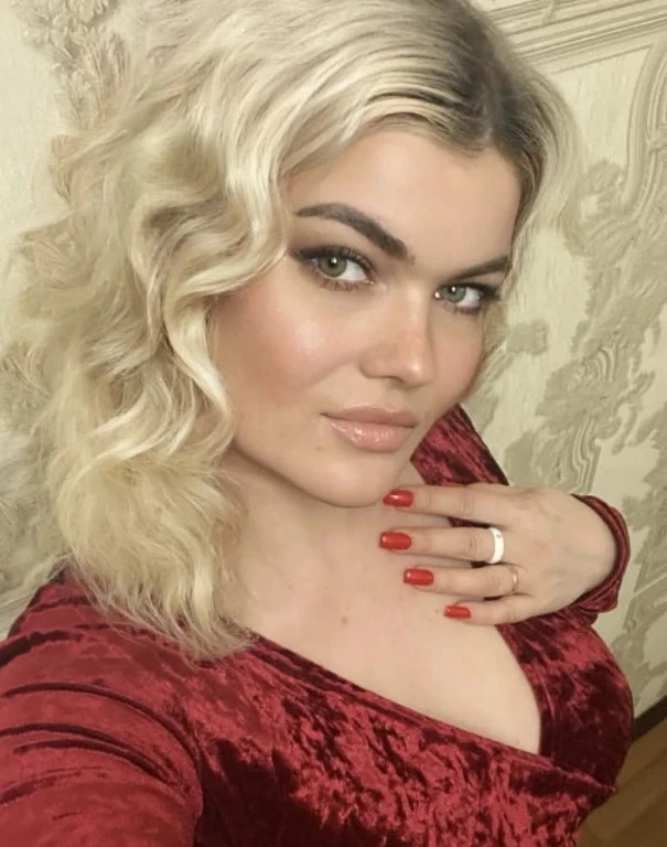 👧 Настюша, 35