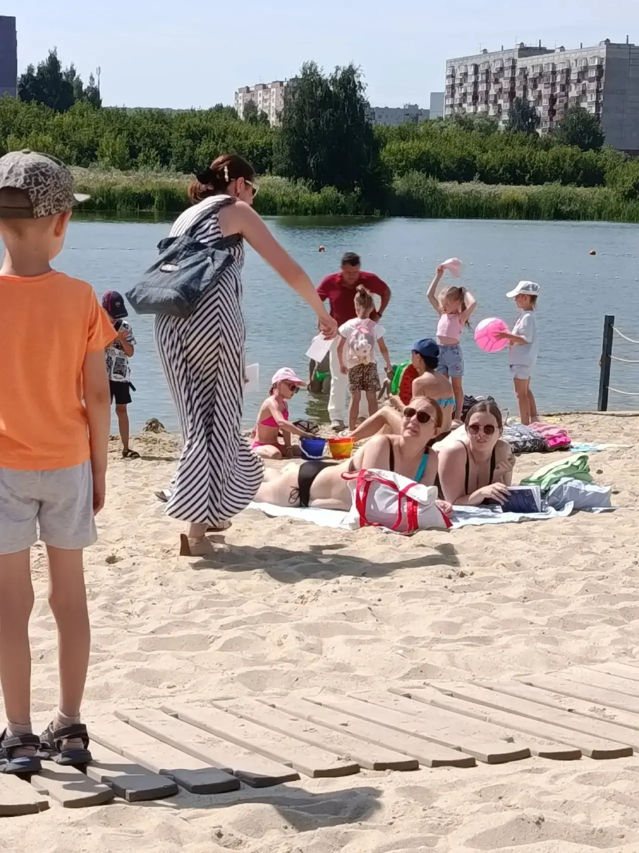☀️ Наш школьный патруль снова в деле!

Сегодня, 22 июля, дружная команда 7 «Б» вышла на берег Верхне