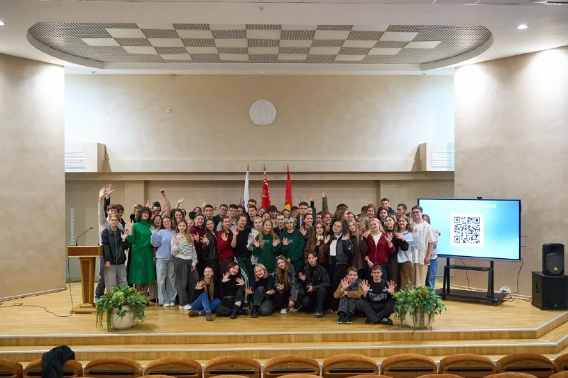 🤝 Активисты из России и Беларуси встретились в БРУ!