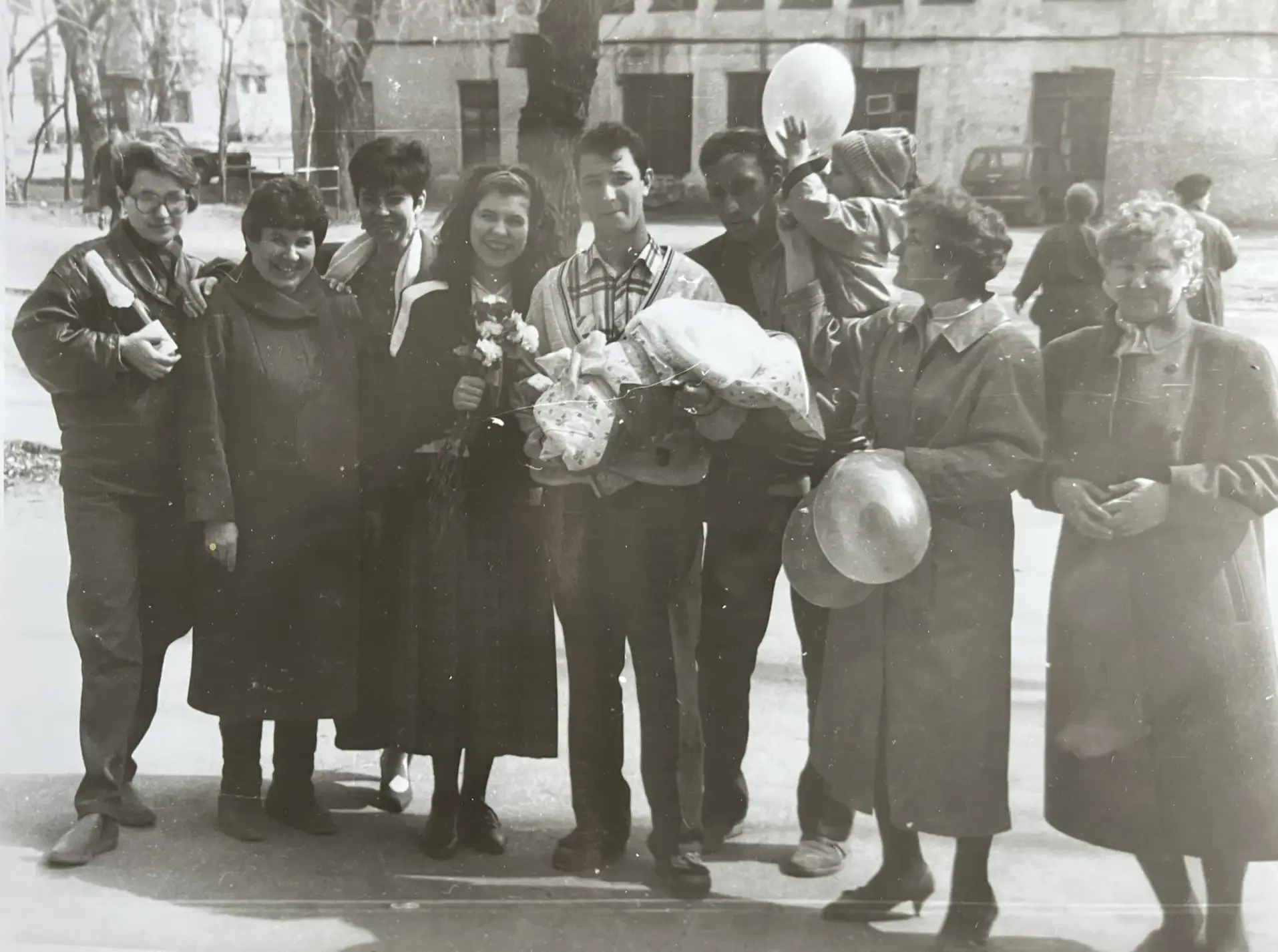 Стать мамой в 17 лет? Легко! Собственно, 34 года назад это и произошло. Родился мальчик...