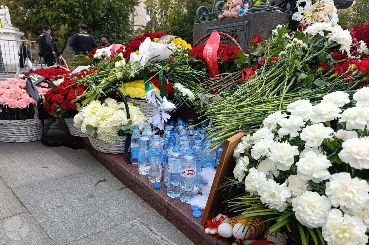 Память жертв теракта в Беслане почтили в Москве