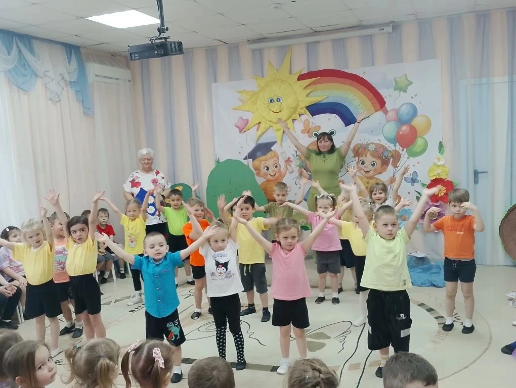 ✨ 1 июня в нашем детском саду прошло замечательное развлечение, посвящённое Дню защиты детей! ✨

👷‍