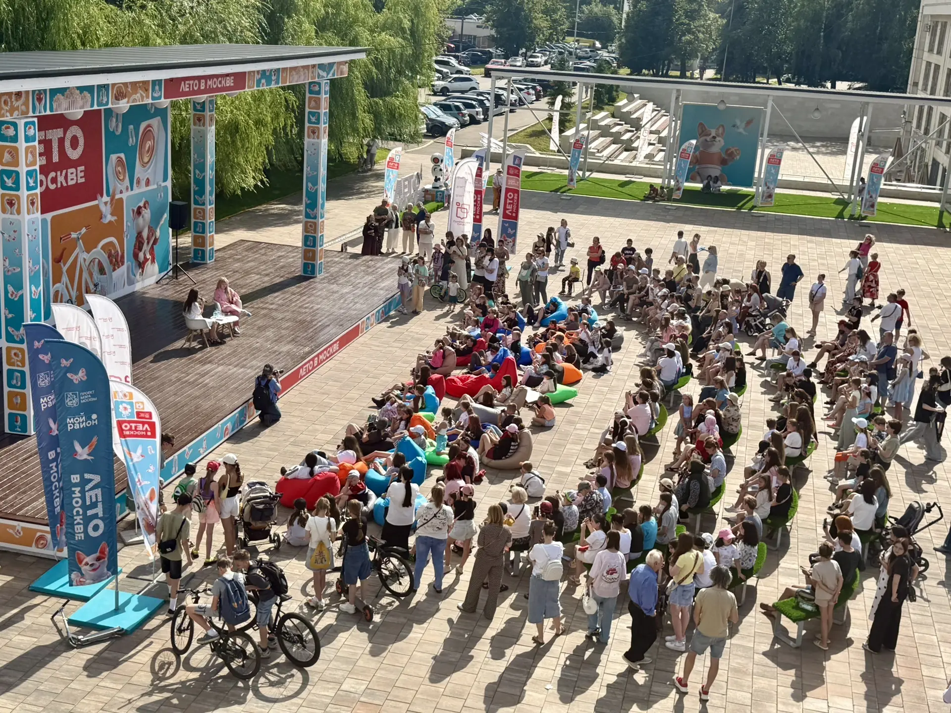 ☀️ Творческая встреча с актрисой Евой Смирновой прошла на флагманской площадке «Лето в ...