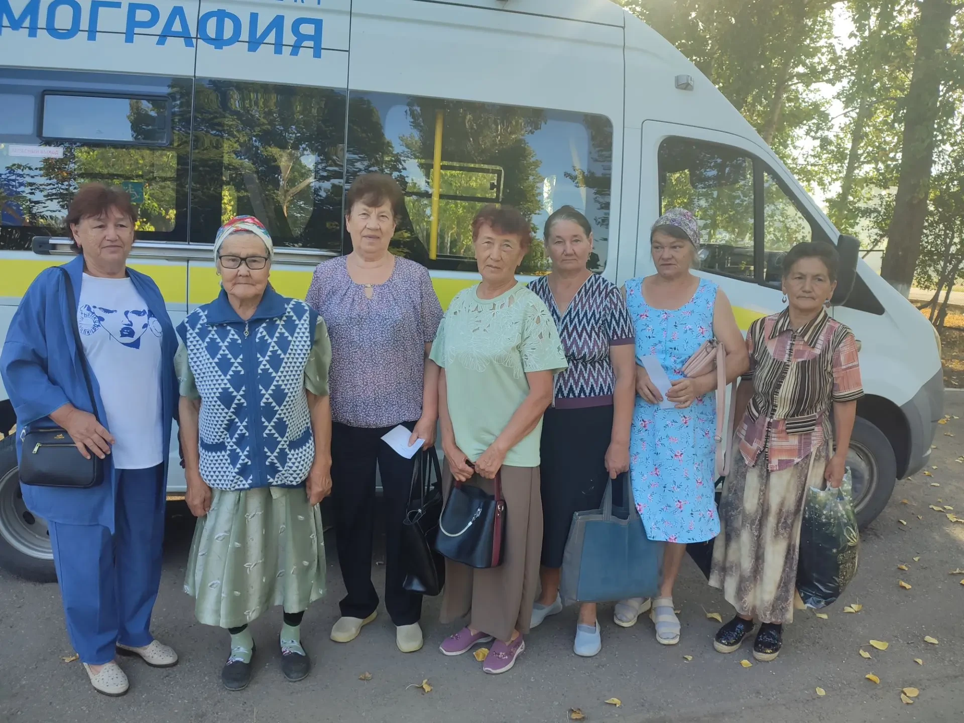 В комплексном центре Федоровского района продолжается доставка граждан 65+ проживающих ...