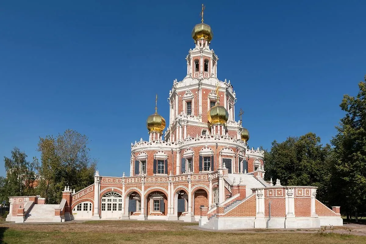 Нарышкинское барокко — самобытный архитектурный стиль, расцветший в конце XVII века в усадьбах бояр 