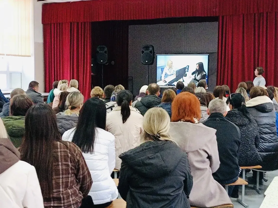 #новости@mediaproject ПРОФОРИЕНТАЦИЯ👮‍♀️🧑‍🍳👨‍🚒👨‍✈️ Знаете ли вы, что более 60% выпускников сегодня р