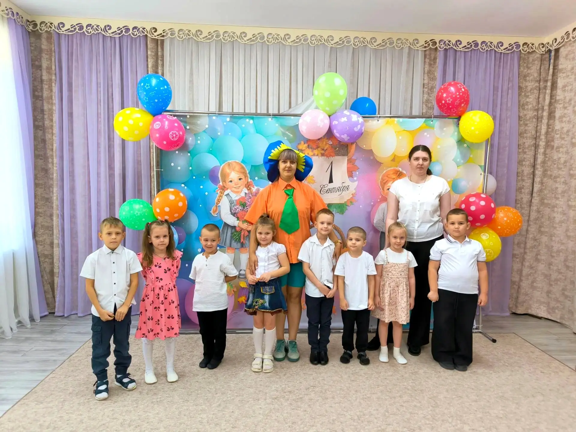 🔔 День знаний в нашем детском саду: праздник, полный открытий! 💐