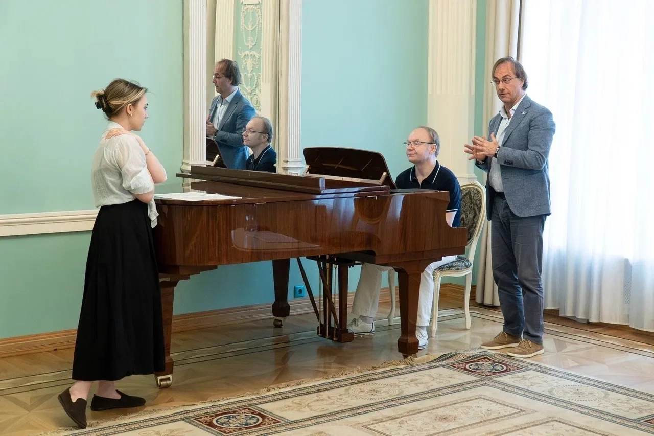 Мастер-классы в Молодёжной программе лидеров музыкального театра продолжаются — 8 июня у стажёров со