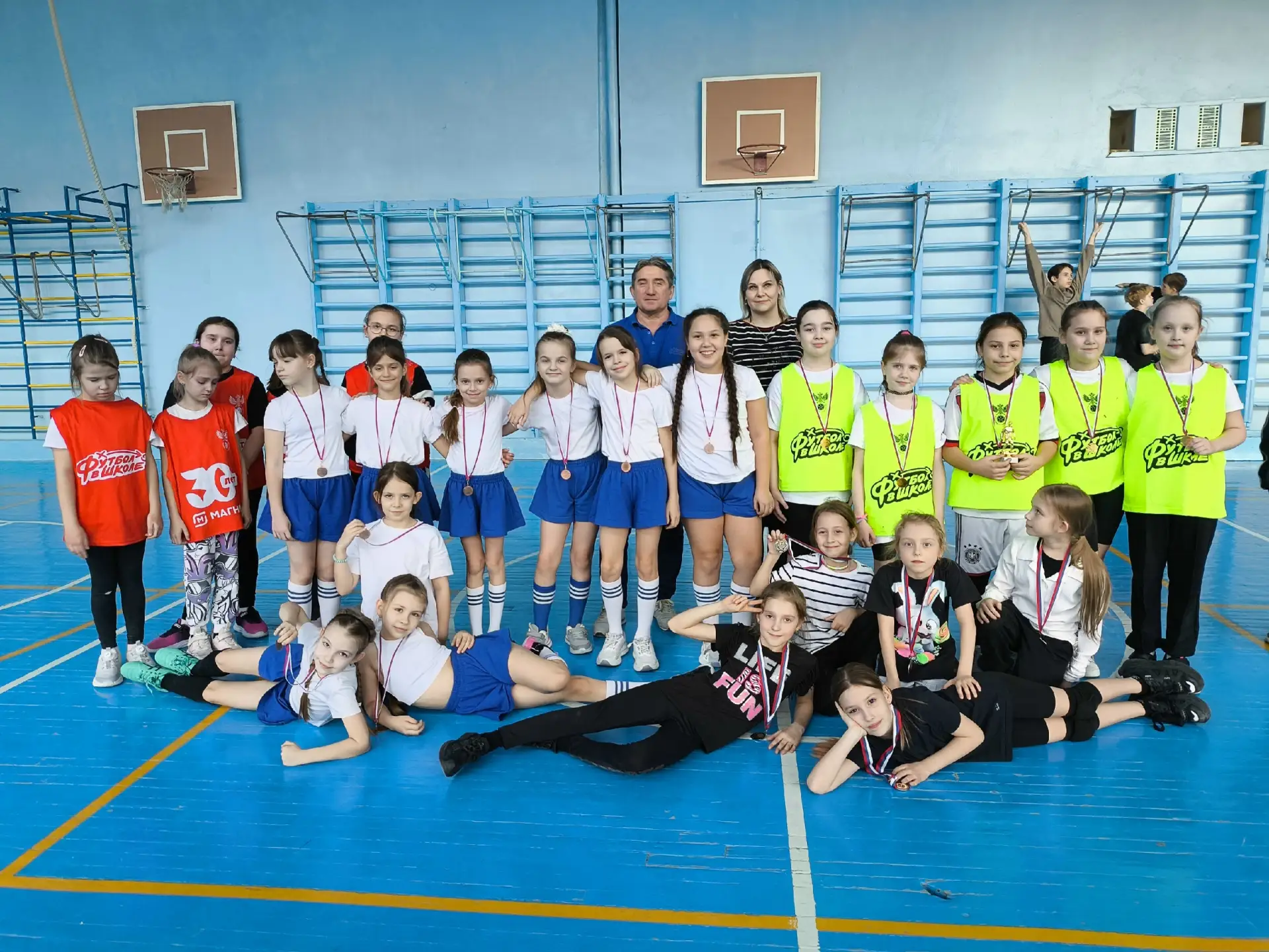 🥇Поздравляем Чемпионов!🏆

🥈На этой неделе в Гимназии проводился турнир по мини-футболу, в рамках 