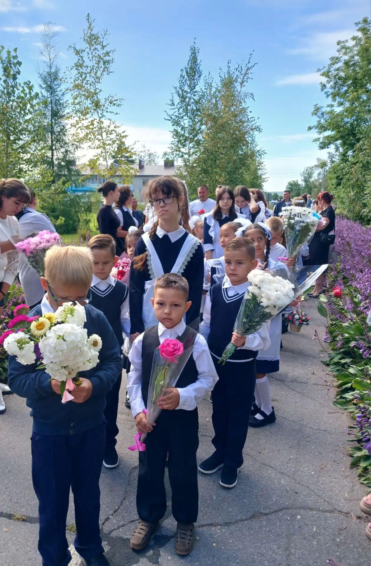 🔔 С ПЕРВЫМ ЗВОНКОМ! С ДНЁМ ЗНАНИЙ! ✨