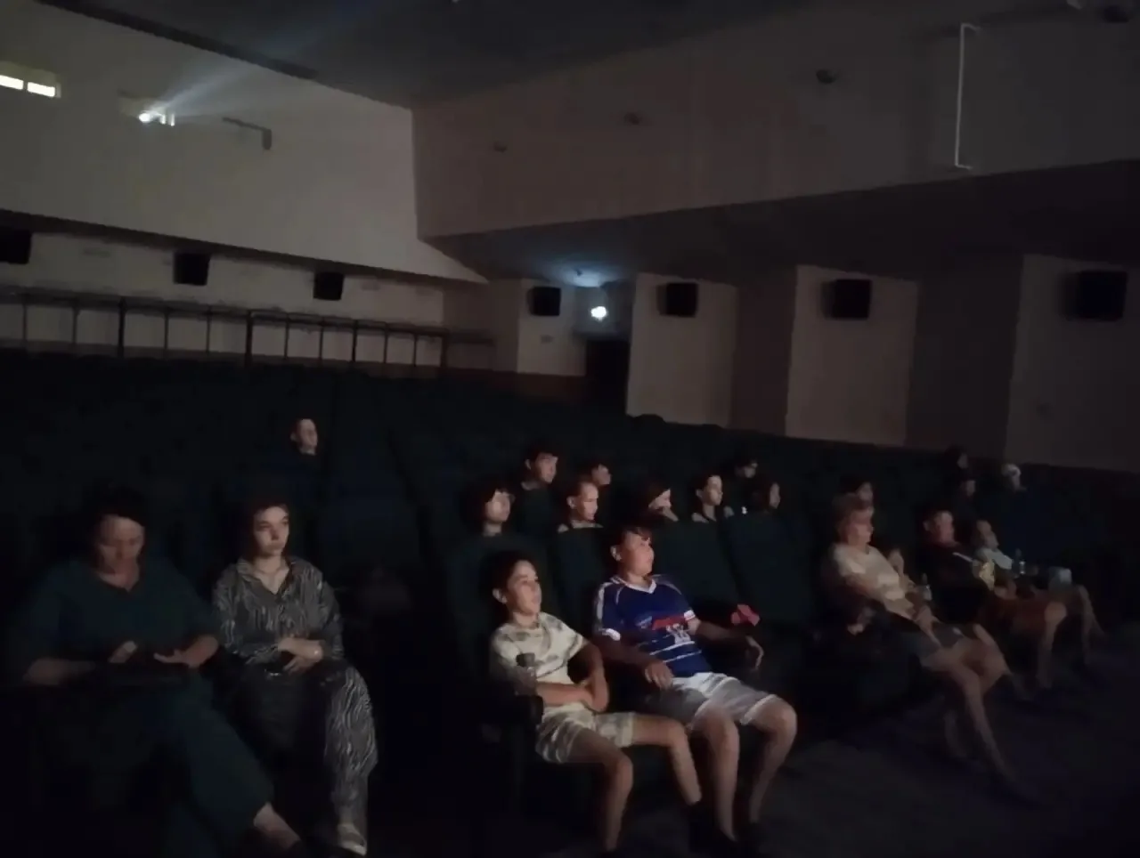28 июля для воспитанников нашей летней площадки прошёл уютный кинопоказ. Ребята посмотр...