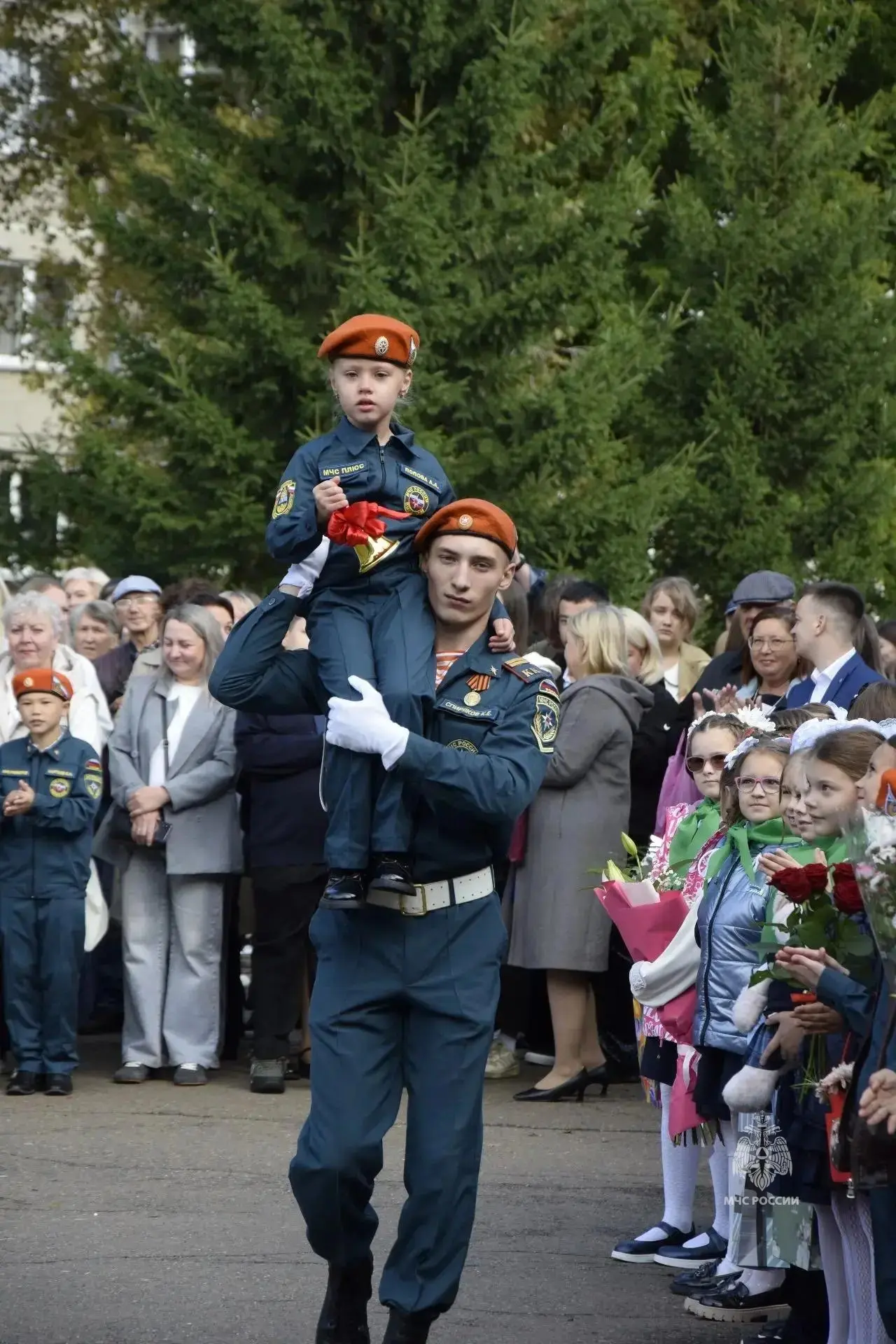 🚨 Преемственность поколений в деле спасения