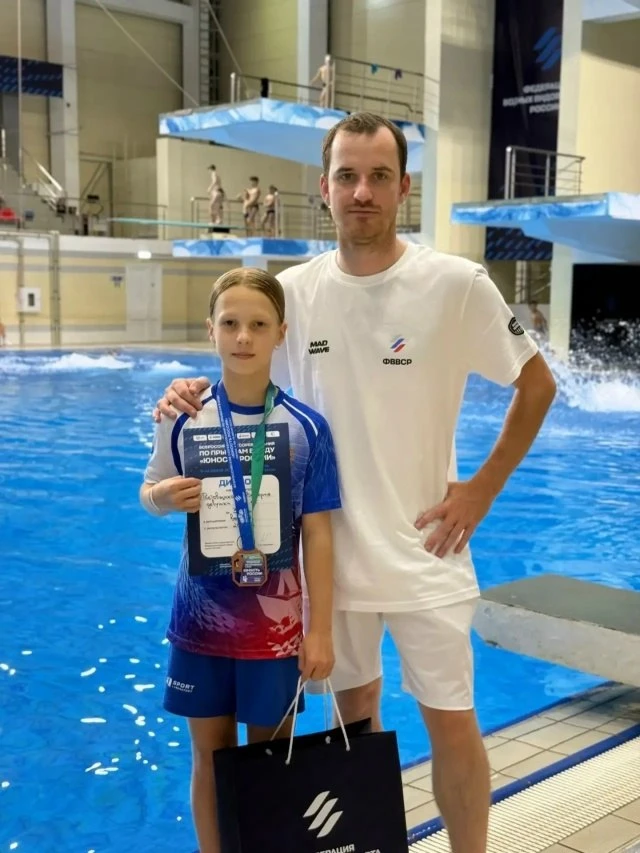 Маленький победитель большого спорта 🏆.

🥇 Валерия Ростовщикова - победитель всероссийских соревно