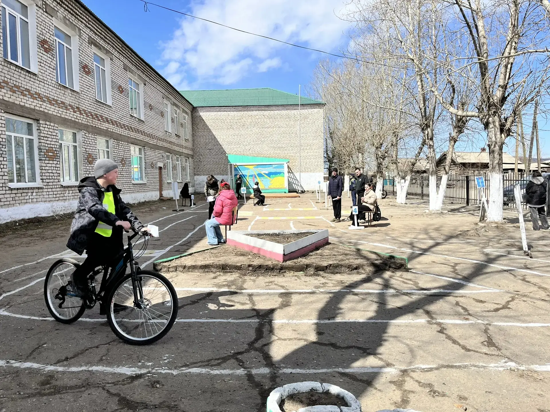🚦 В Новоильинском агротехническом лицее прошёл муниципальный этап «Безопасного колеса — 2026»! 🚲  Се