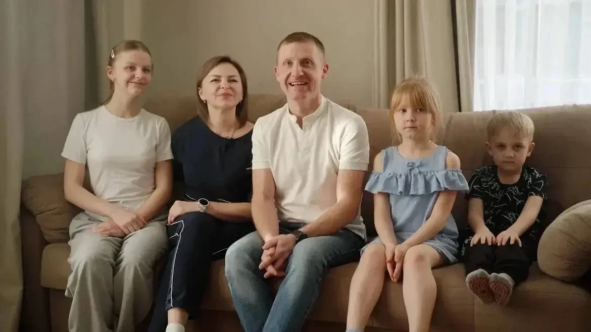 Счастье, когда в доме царит любовь и звучит детский смех! ✨
