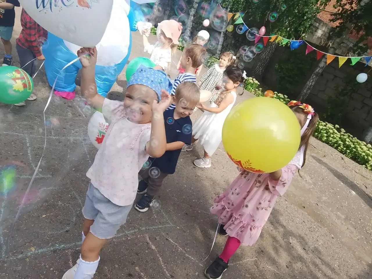 1 сентября- особенный день  в детском саду🎊