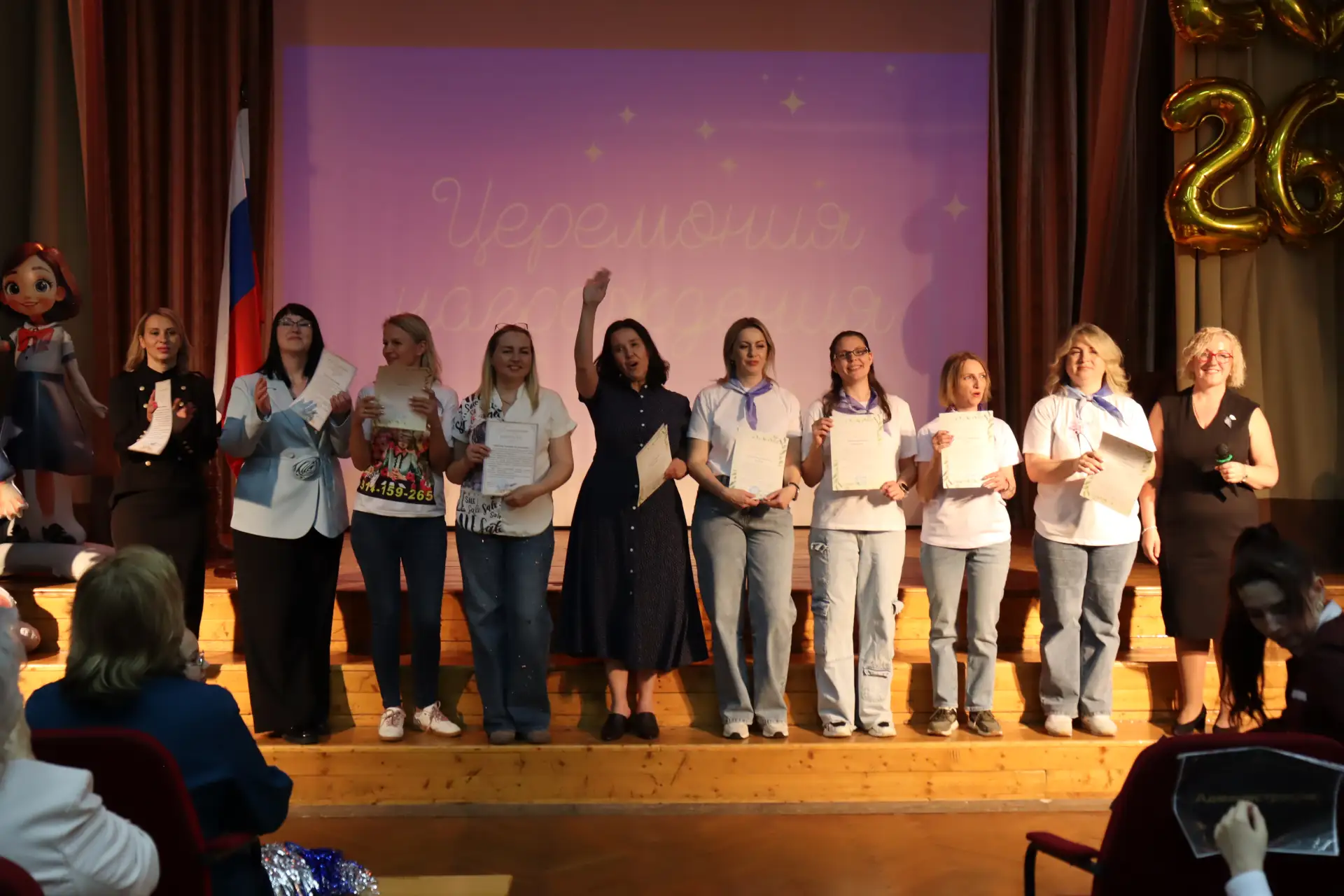 ✨ До свидания, начальная школа! ✨  🎓 В нашей школе прошли выпускные для учеников 4-х классов. Праздн