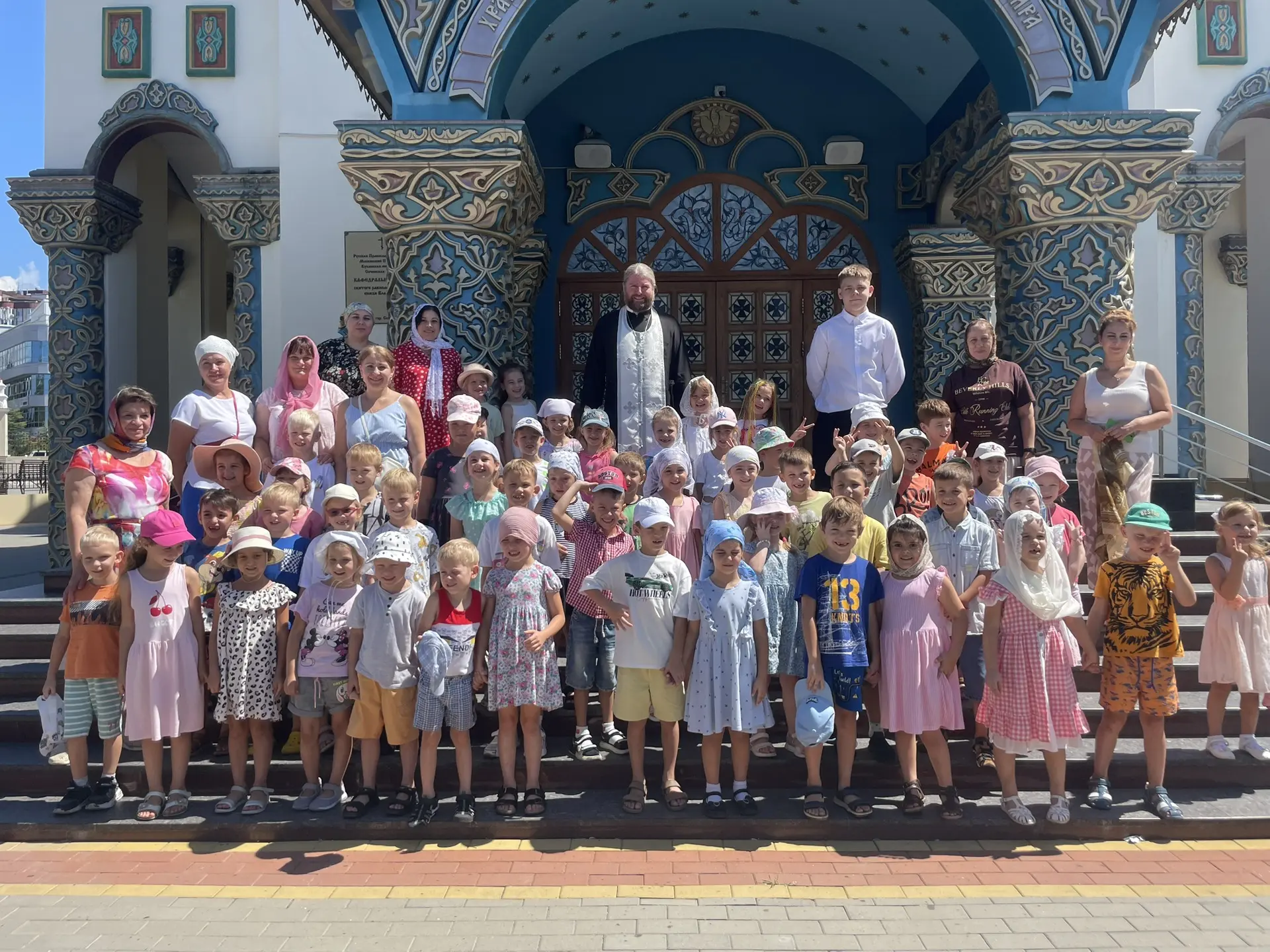 ❤️Стало уже доброй традицией посещение нашими воспитанниками кафедрального собора свято...