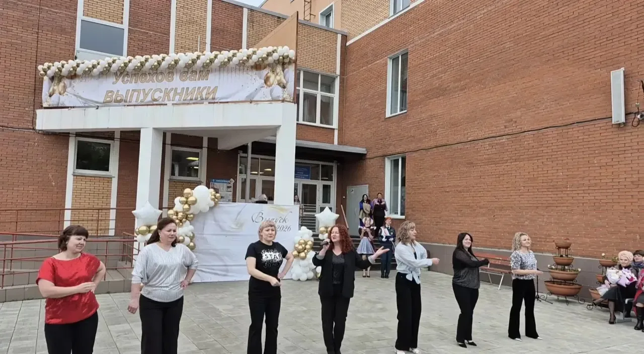 🎓 Последний звонок для 9 классов — это было невероятно! 🎓