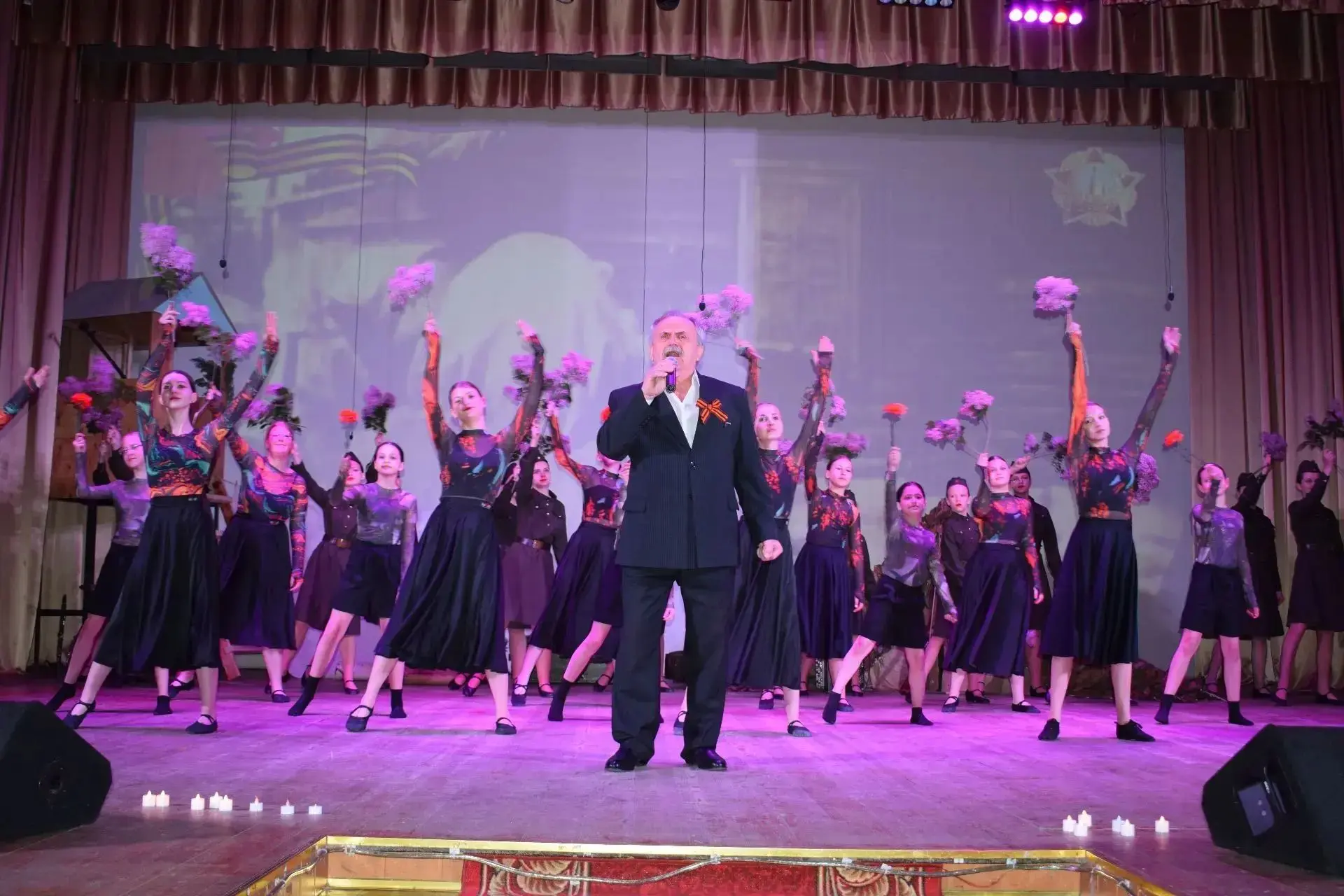 🎼 6 мая состоялась литературно-музыкальная композиция «Что нам пела Победа», посвящённ...