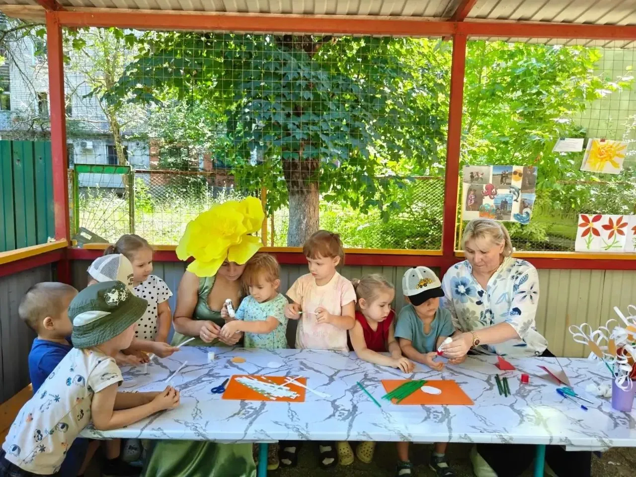 Волшебное спасение сада: наши дошколята стали настоящими цветочными волшебниками! ✨