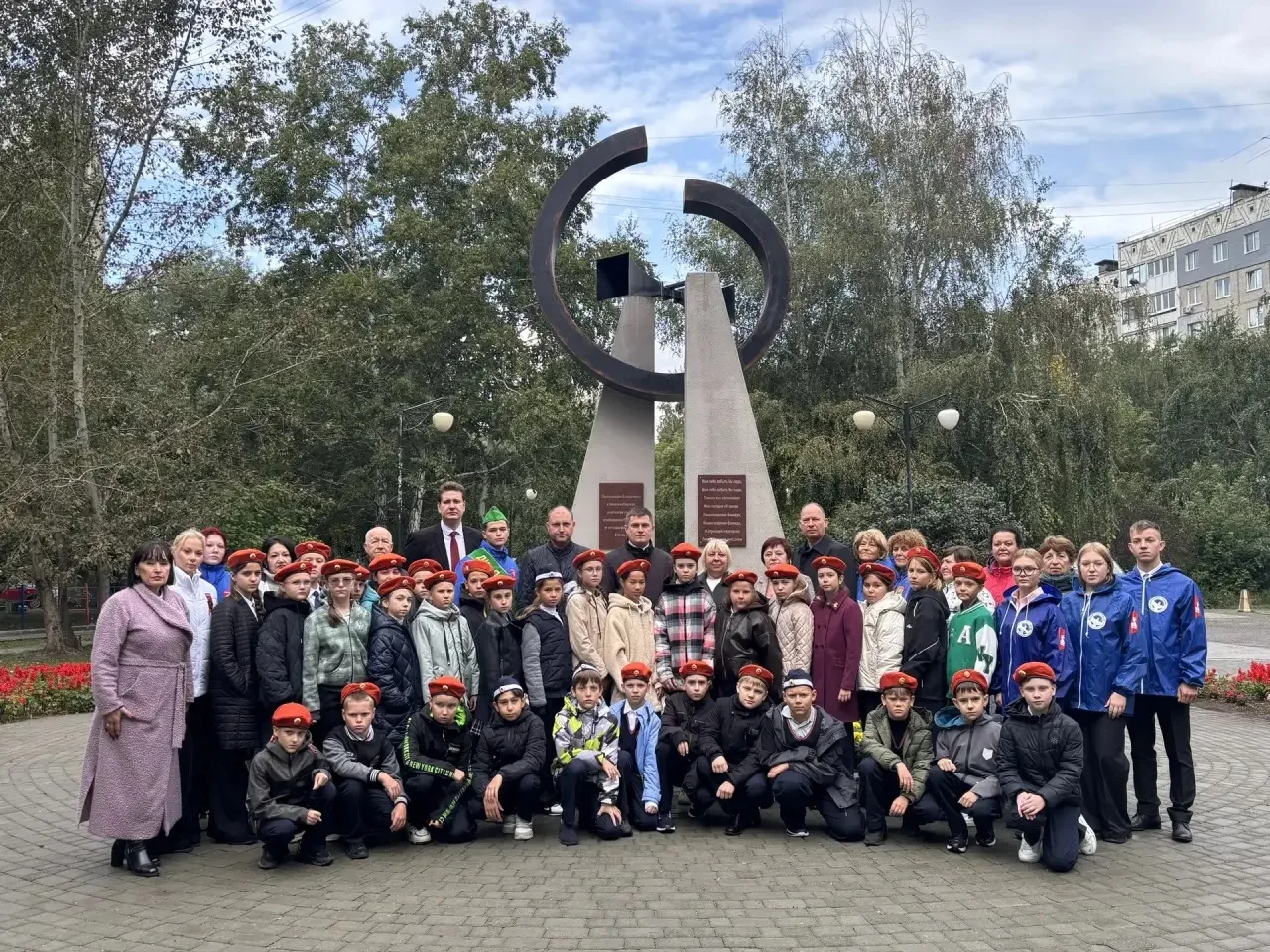 #ГимназияПомнит