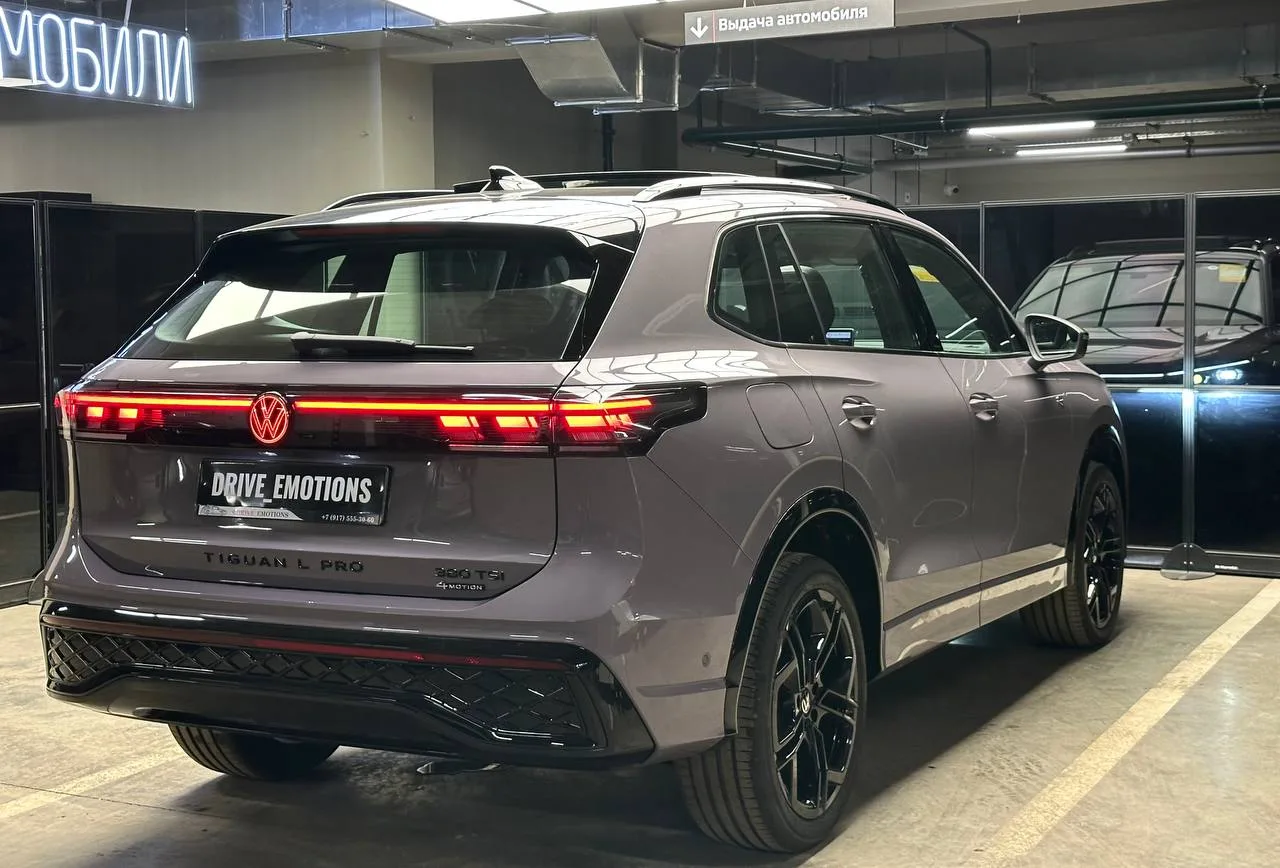 VW TIGUAN L PRO ⚪️⚫️🟣 2026 год выпуска    В наличии и под заказ по выгодным ценам.  - Бензин 2.0/220