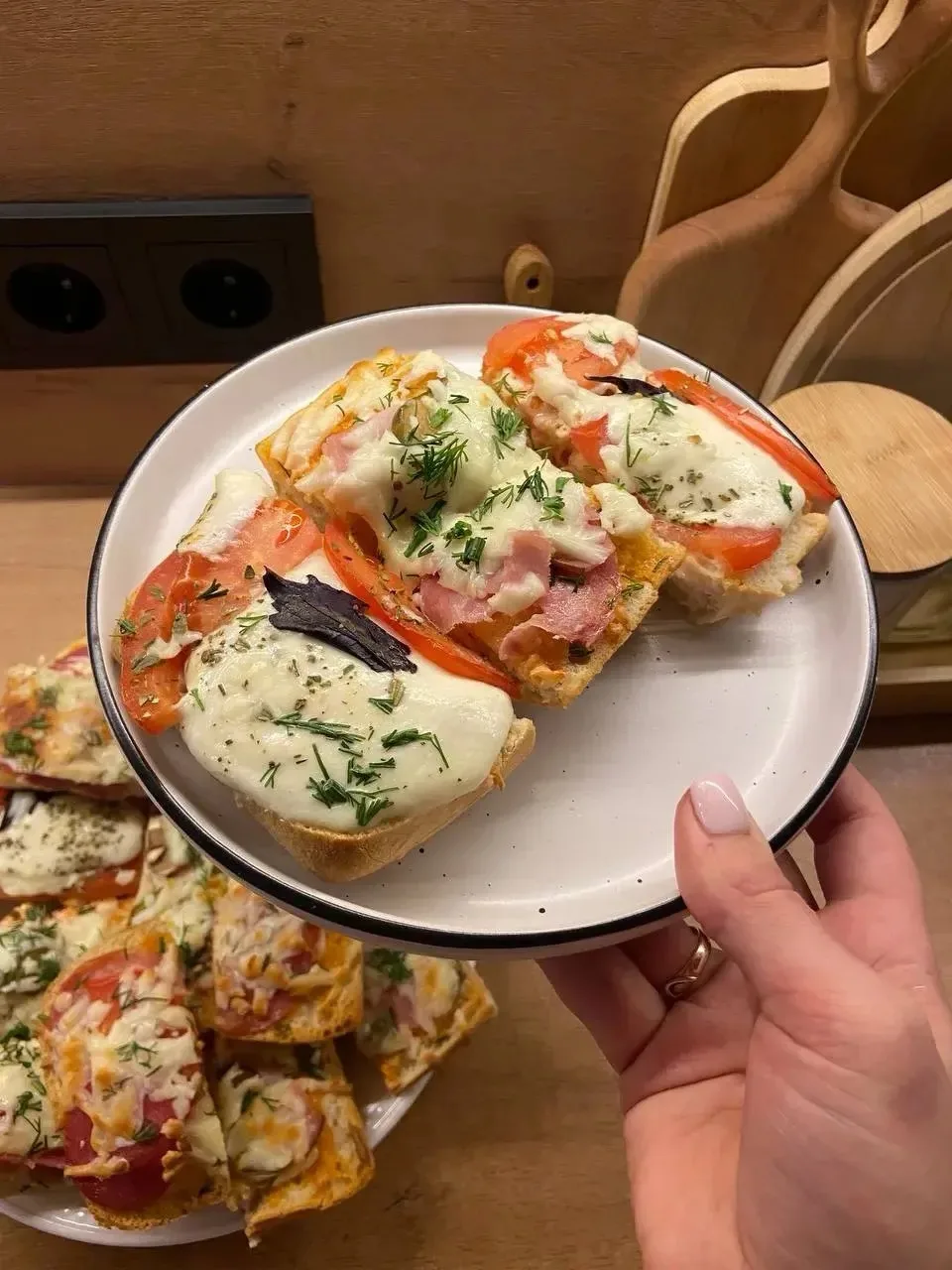 Ленивая пицца из чиабатты 🍕