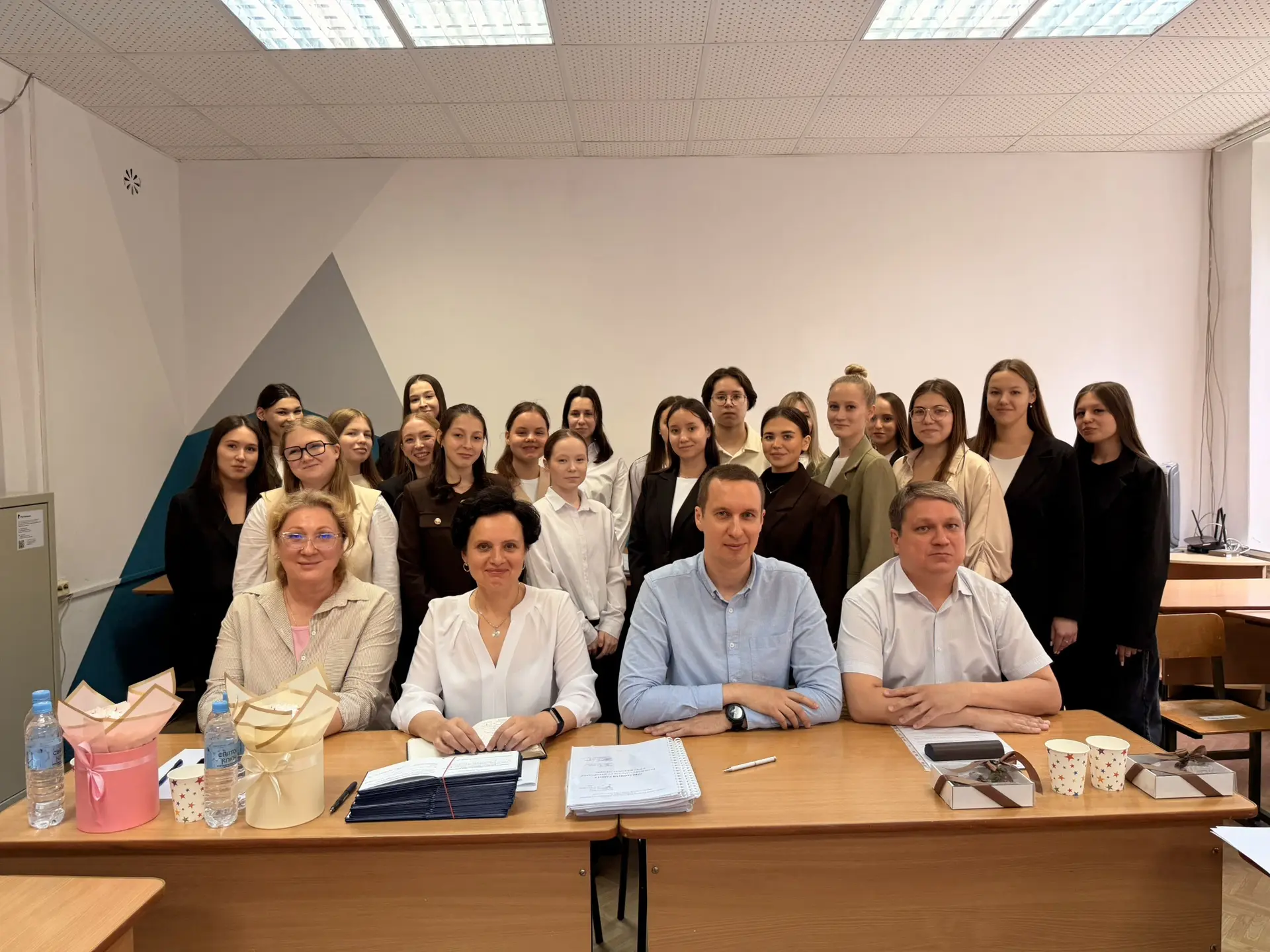 🎉 Защита дипломных работ: важный шаг в карьере будущих юристов! 🎉

Сегодня в нашем учебном заведен