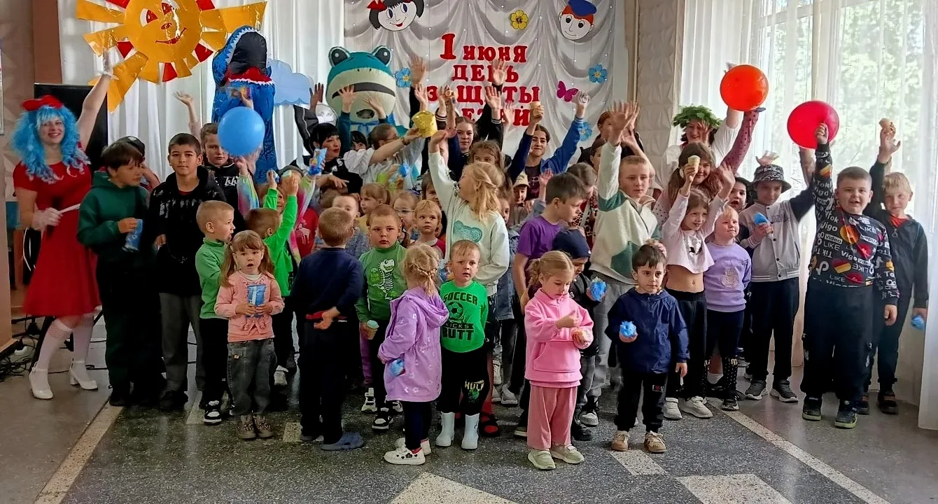 🎉🎈🎊🎈День защиты детей – это светлый, радостный праздник. Ведь недаром им начинается лето, и он п