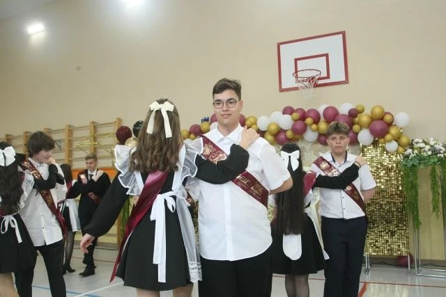 🎓 Праздник Последнего звонка для выпускников 9 классов!  Сегодня в нашей гимназии состоялось торжест