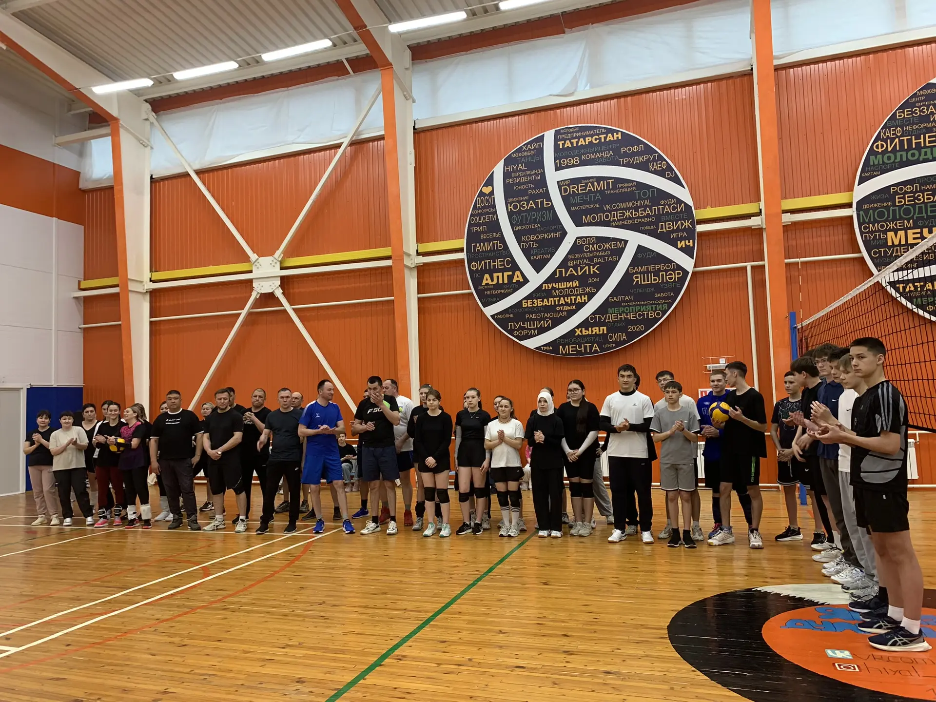 Татарстан Республикасында Хәрби һәм Хезмәт фидакарьлеге, Рәсәй күләмендә Халыклар бердәмлеге елы уңа