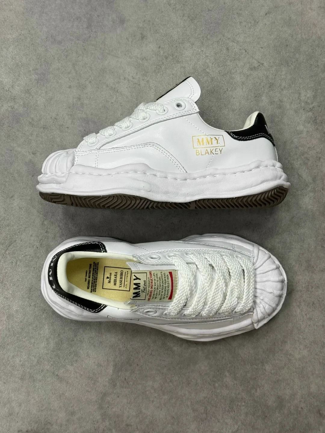 👟 Кроссовки женские