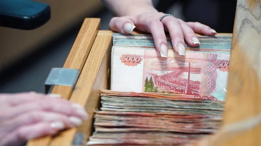 Рубль может укрепиться до 75 за доллар к концу года